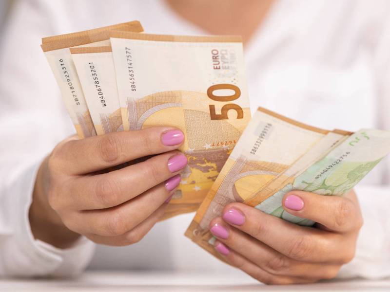 Gehalt: Diese Angestellten bekommen auf einmal 1.200 Euro mehr