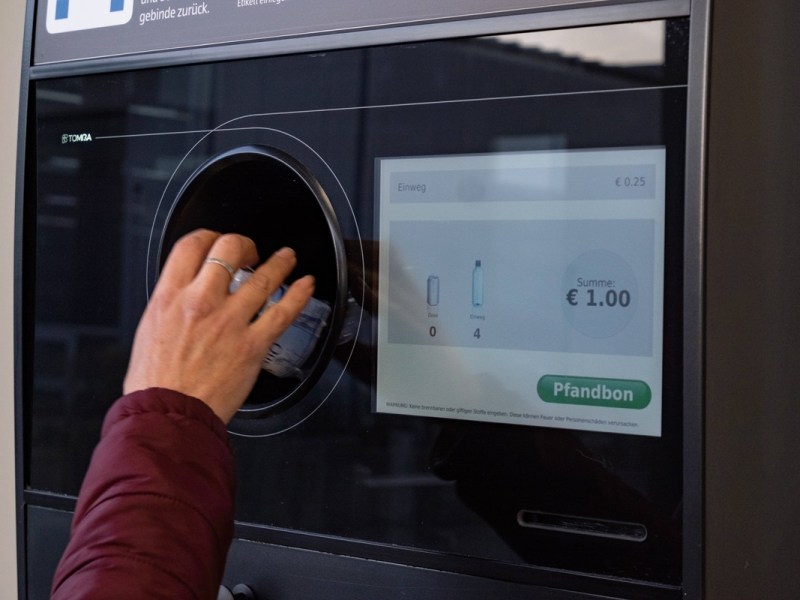 Pfandärger bei Aldi, Lidl & Co. – DAS müssen Kunden nicht hinnehmen